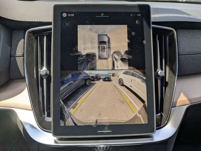 2026 Volvo XC90 Plus - Photo 11