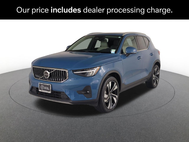 2024 Volvo XC40