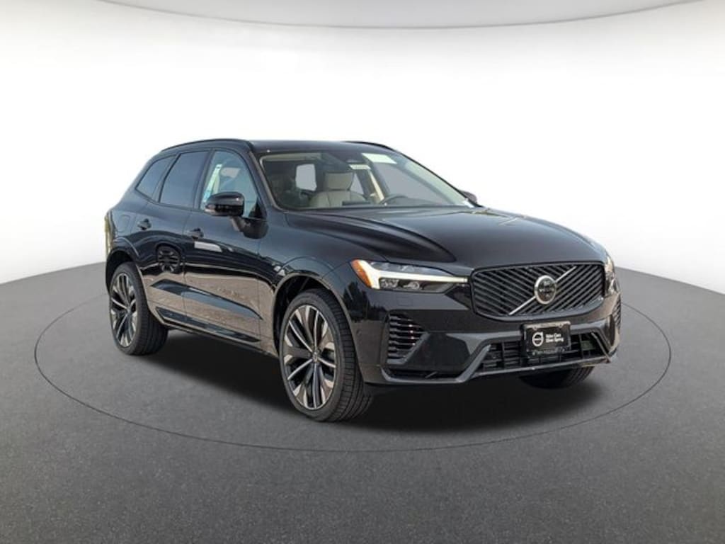 New 2026 Volvo XC60 plug-in hybrid T8 Ultra SUV