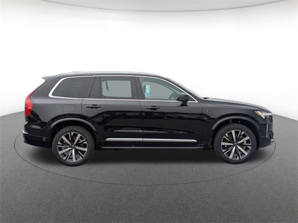 Certified 2025 Volvo XC90 plug-in hybrid T8 (2025.5) Core 7-Seater SUV