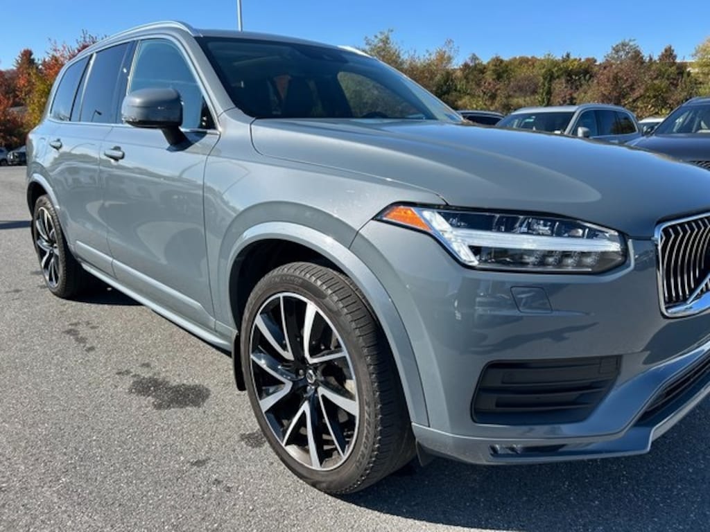 Used 2022 Volvo XC90 T6 AWD Momentum 7 Seater SUV