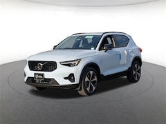 2026 Volvo XC40 B5 Plus SUV
