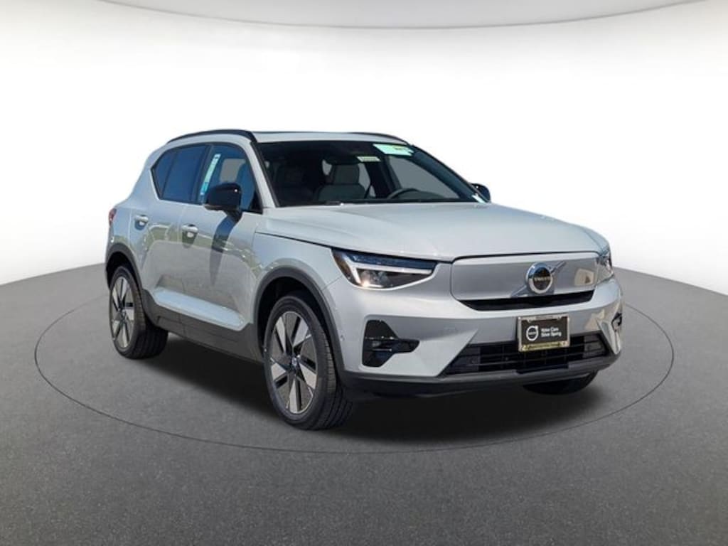 New 2026 Volvo EX40 Single Motor Extended Range Plus SUV