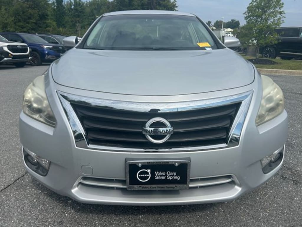 Used 2013 Nissan Altima 2.5 Sedan