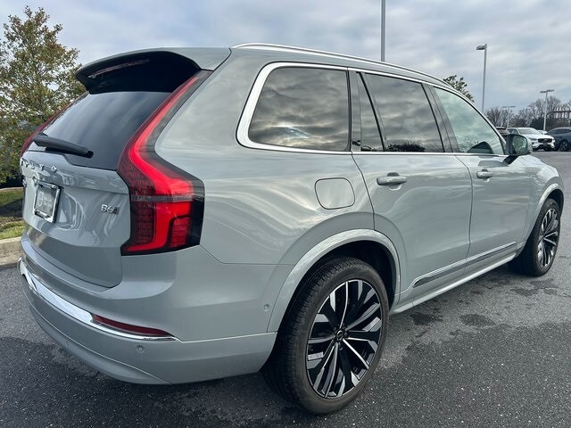 2025 Volvo XC90 Plus photo 3
