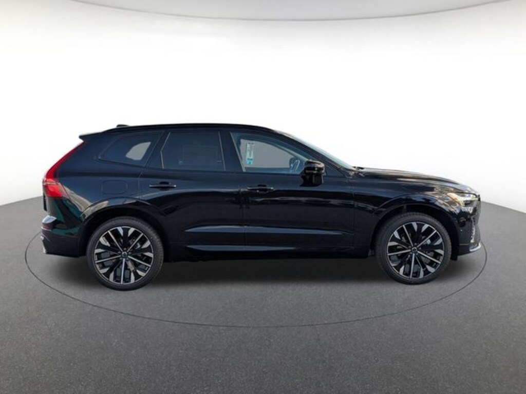 New 2026 Volvo XC60 B5 Ultra SUV