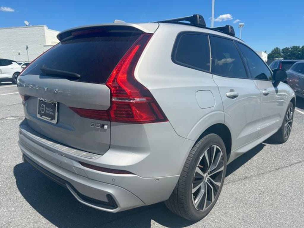 Used 2023 Volvo XC60 B5 AWD Plus Dark SUV