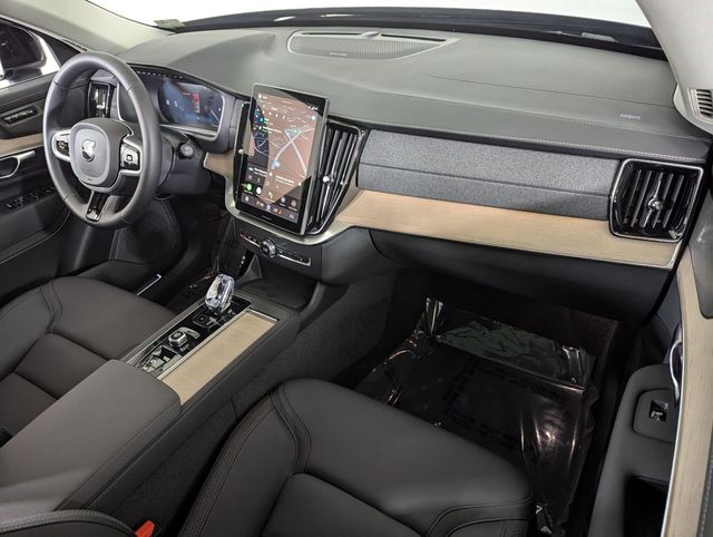 2026 Volvo XC90 Plus - Photo 19
