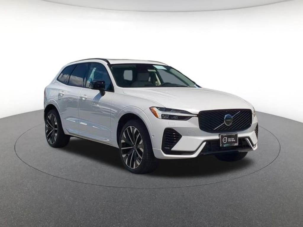 New 2026 Volvo XC60 plug-in hybrid T8 Ultra SUV