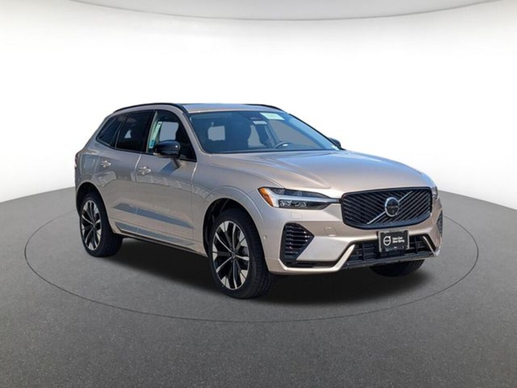 New 2026 Volvo XC60 plug-in hybrid T8 Plus SUV