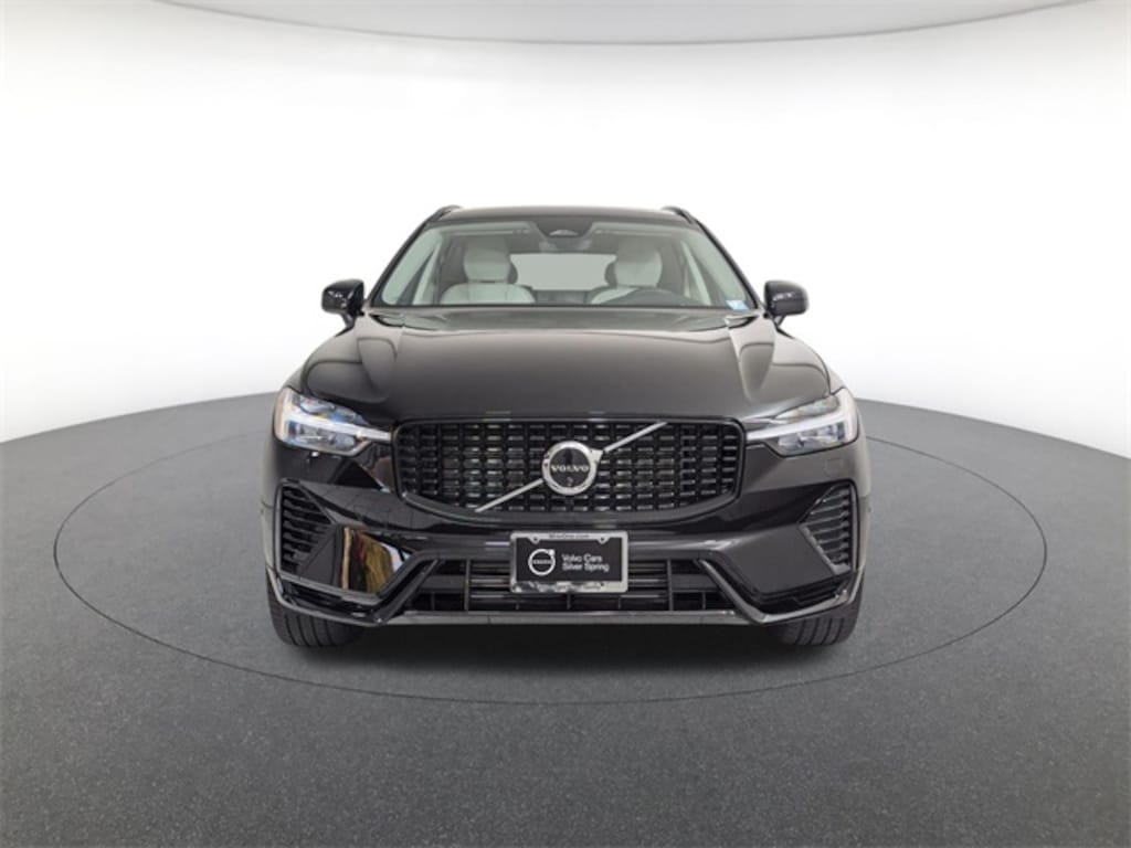 Used 2025 Volvo XC60 plug-in hybrid T8 Ultra SUV