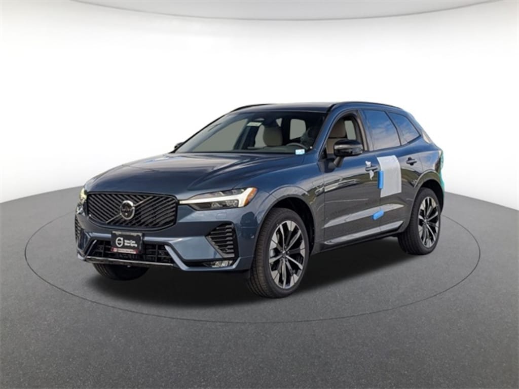 New 2026 Volvo XC60 B5 Plus SUV