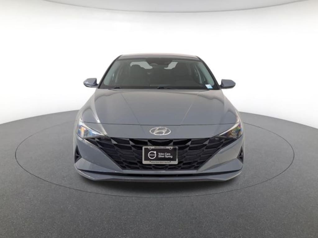 Used 2023 Hyundai Elantra SEL Sedan