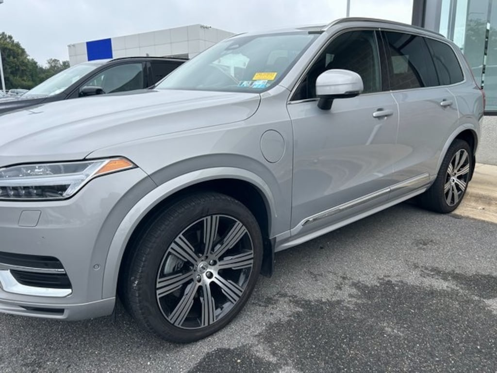Certified 2023 Volvo XC90 Recharge Plug-In Hybrid Ultimate Bright 7-Seater SUV