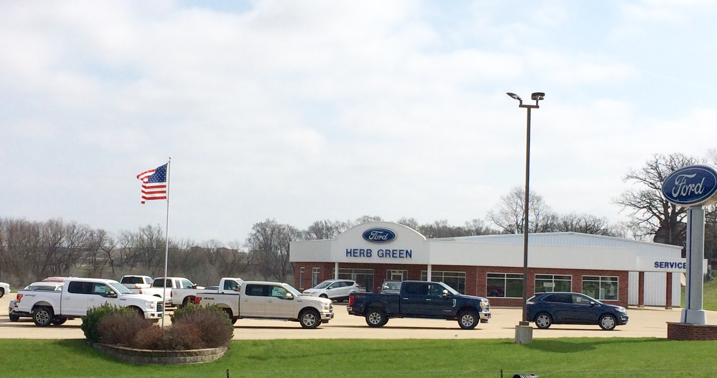 About Herb Green Ford A Ford Dealership in Cascade