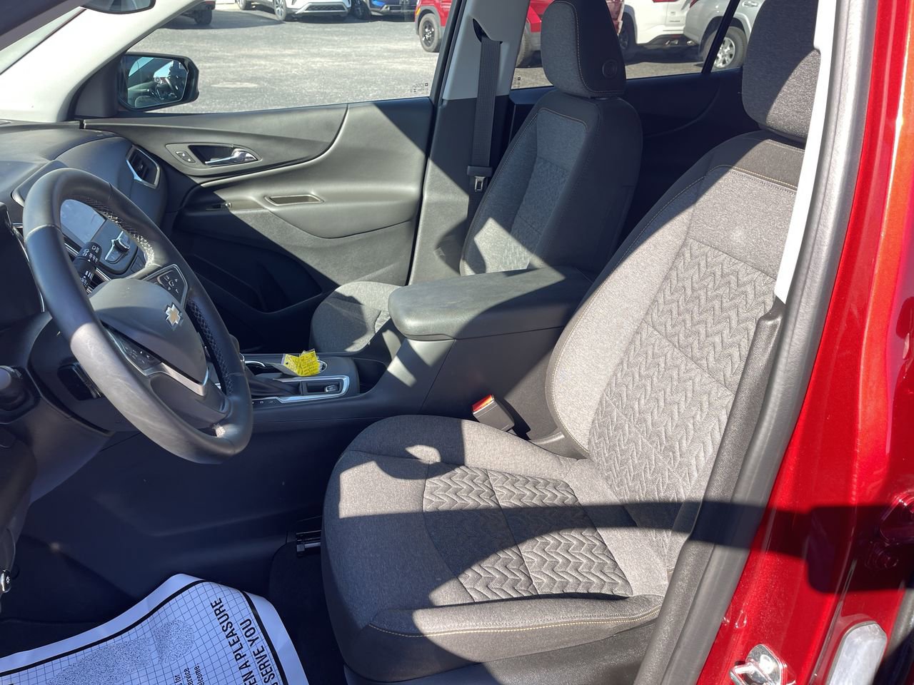 2023 Chevrolet Equinox LT - Photo 19