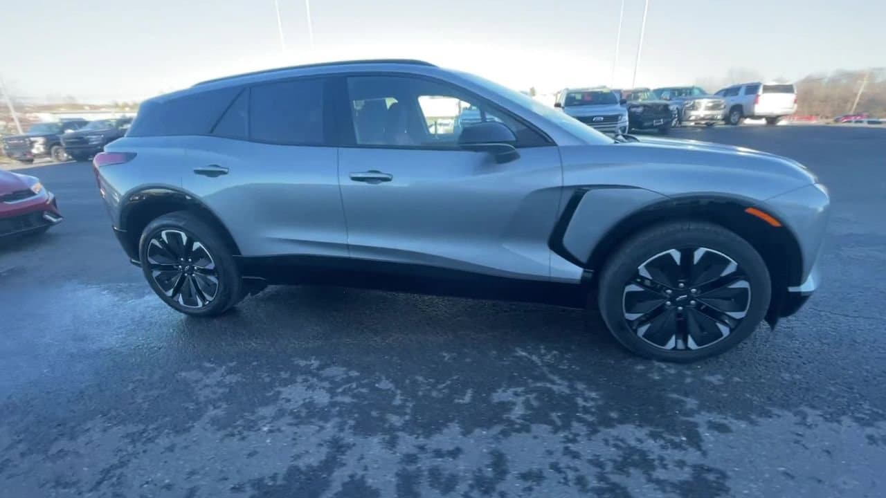 Used 2024 Chevrolet Blazer EV RS with VIN 3GNKDCRJ3RS142740 for sale in Elizabethtown, KY