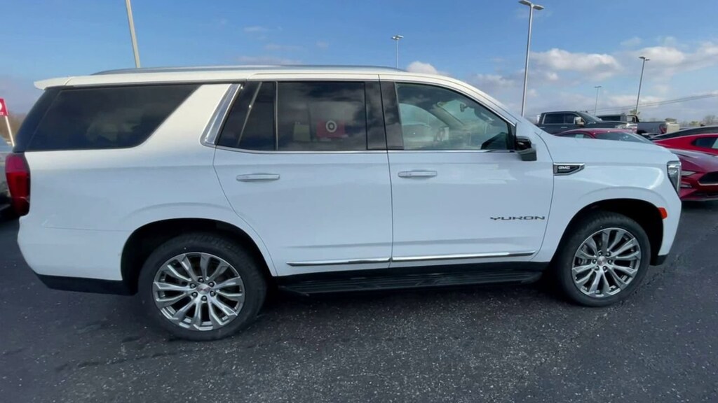 Used 2022 GMC Yukon SLT SUV