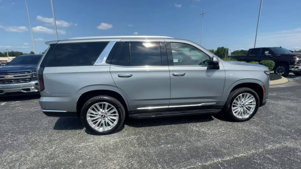 Used 2025 CADILLAC Escalade Premium Luxury SUV