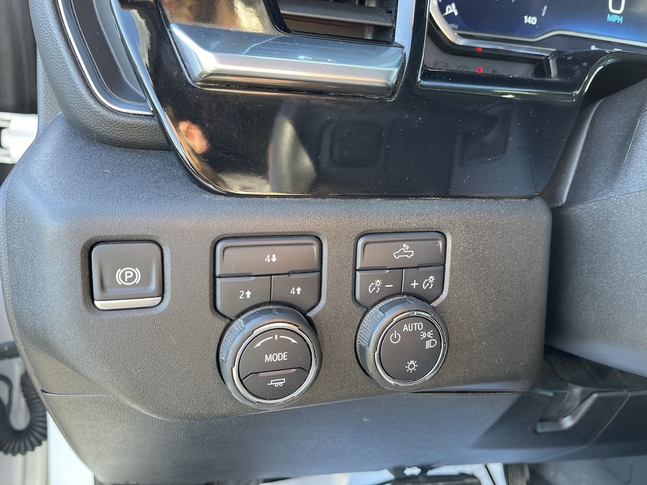 2024 Chevrolet Silverado 2500HD LT - Photo 18