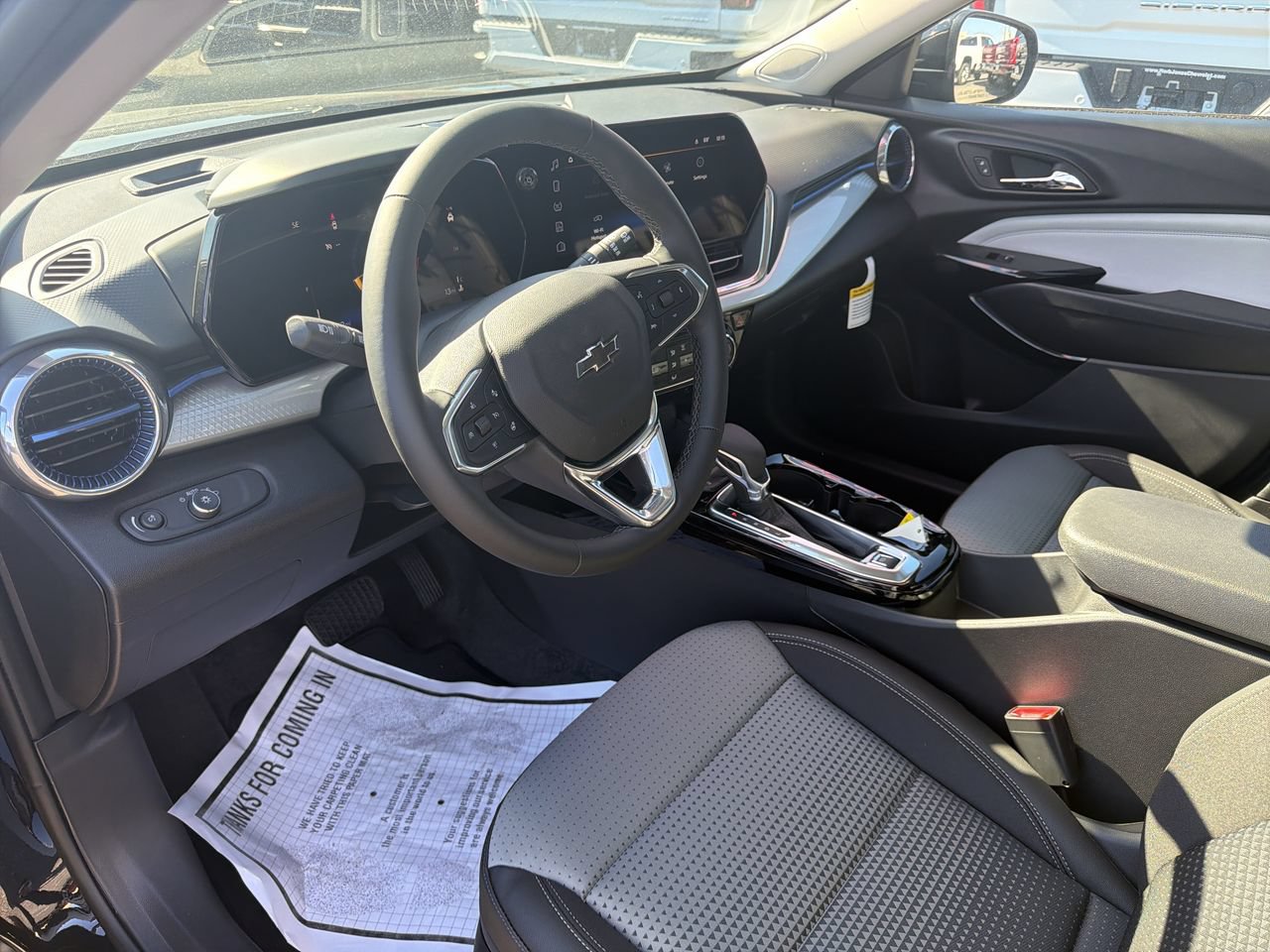 2026 Chevrolet Trax LT - Photo 10