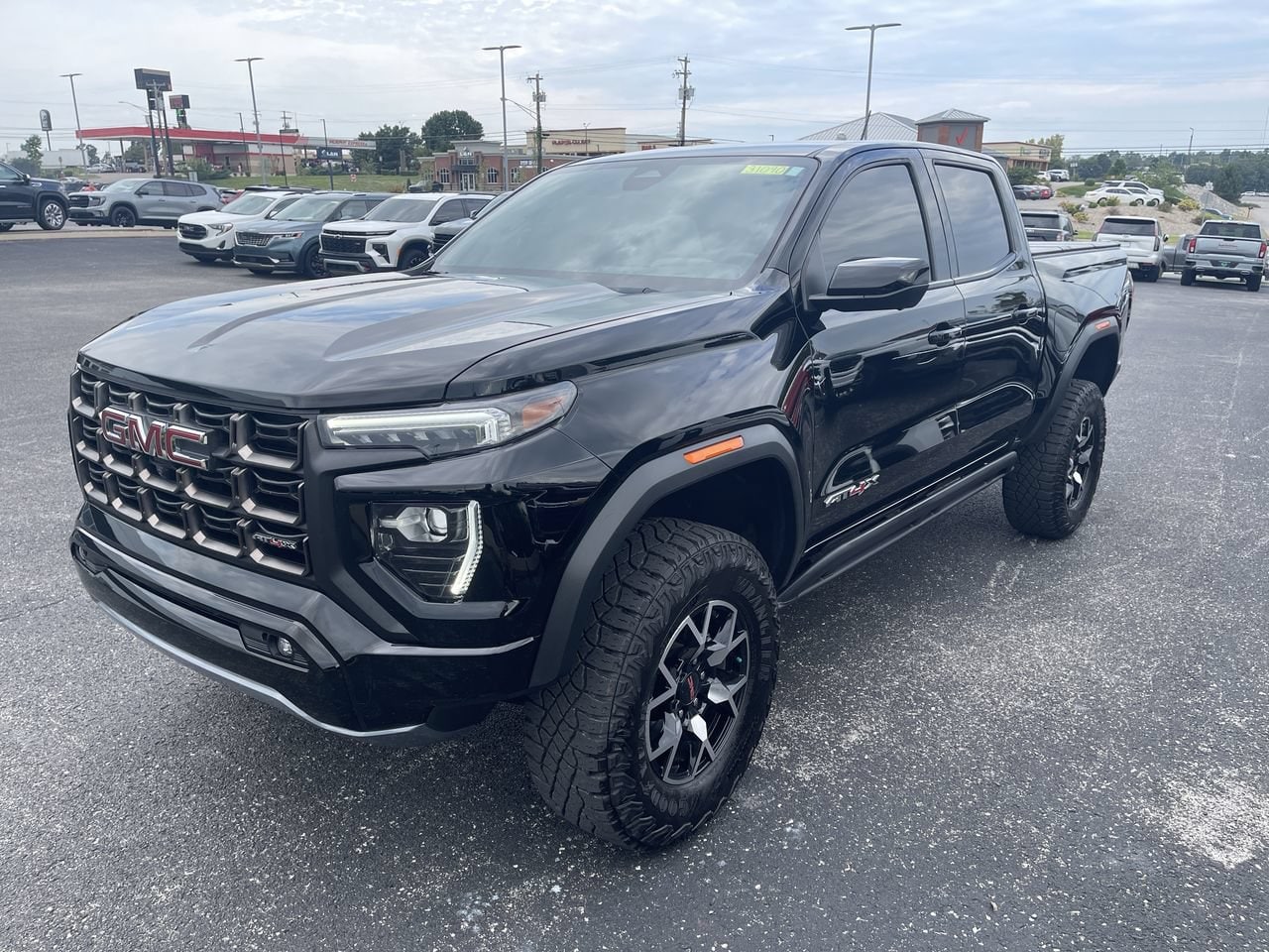 2024 GMC Canyon