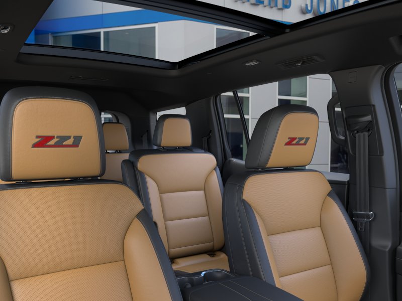 2027 Chevrolet Traverse Z71 - Photo 24