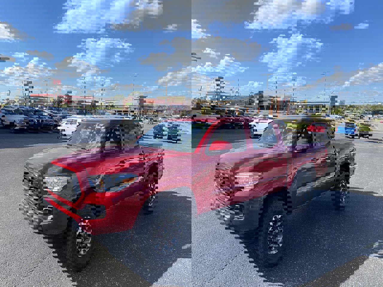 2022 Toyota Tacoma SR's photo