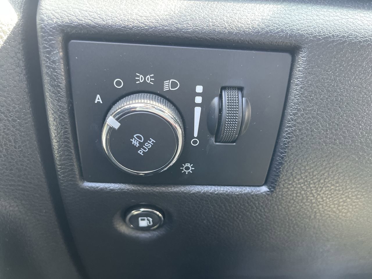 2021 Jeep Grand Cherokee Laredo X - Photo 18