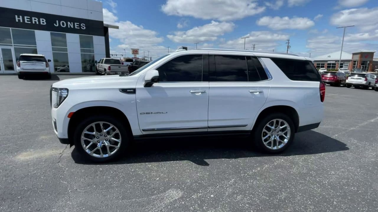 2024 GMC Yukon Denali Ultimate - Photo 6