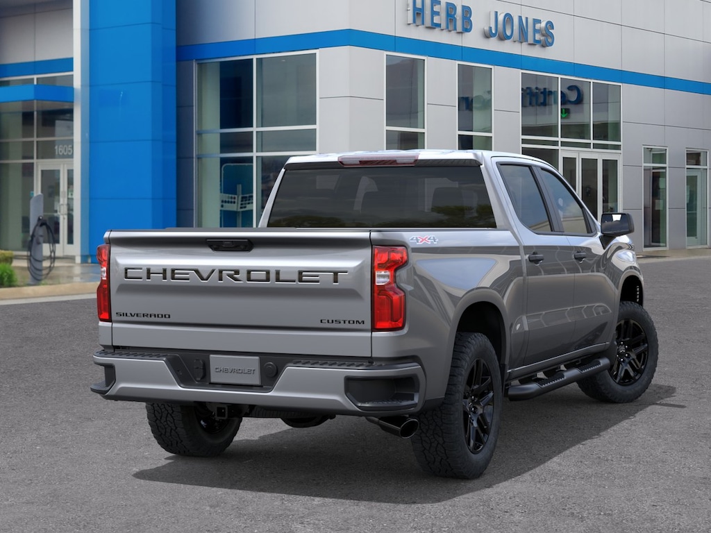 New 2026 Chevrolet Silverado 1500 Custom Truck
