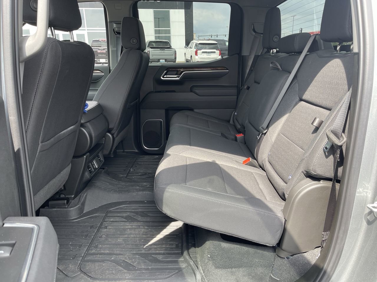 2025 GMC Sierra 1500 Elevation - Photo 24