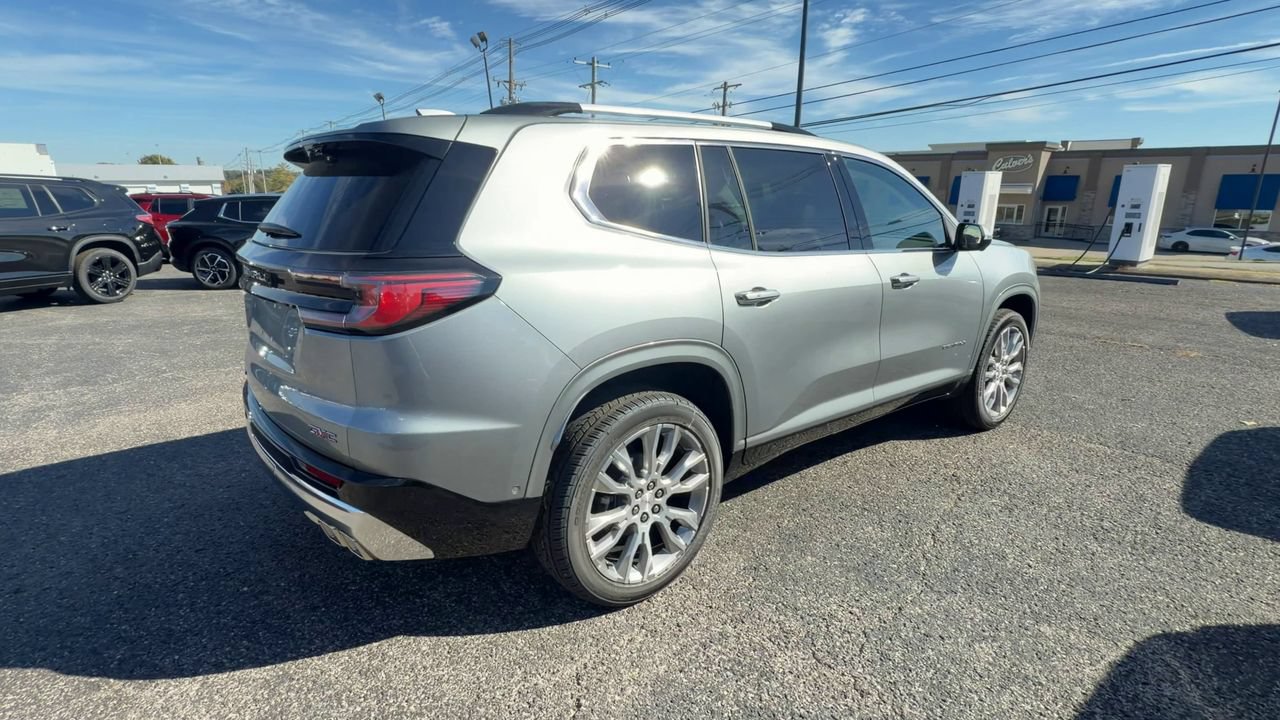 2027 GMC Acadia Denali - Photo 9