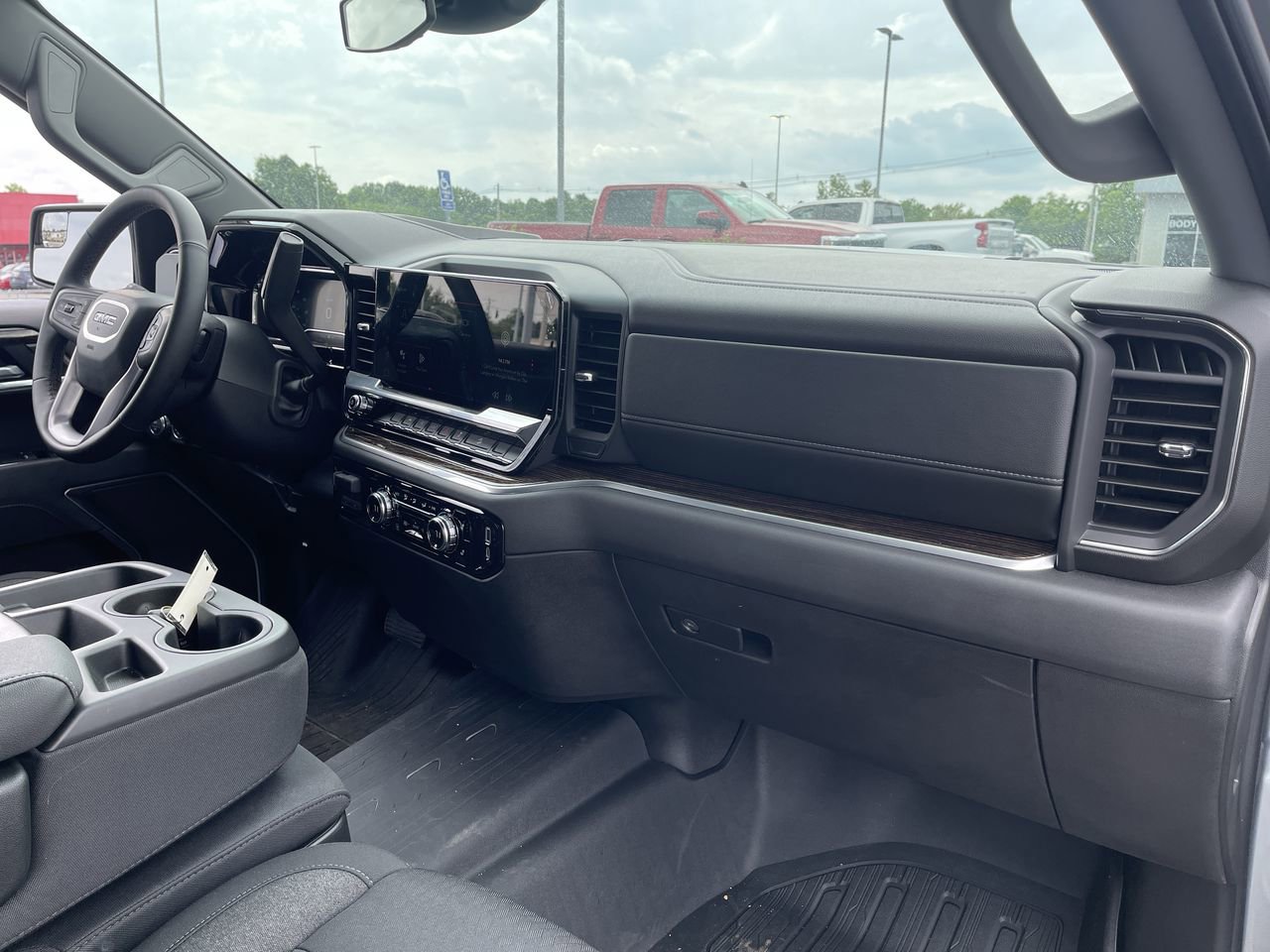 2025 GMC Sierra 1500 Elevation - Photo 28