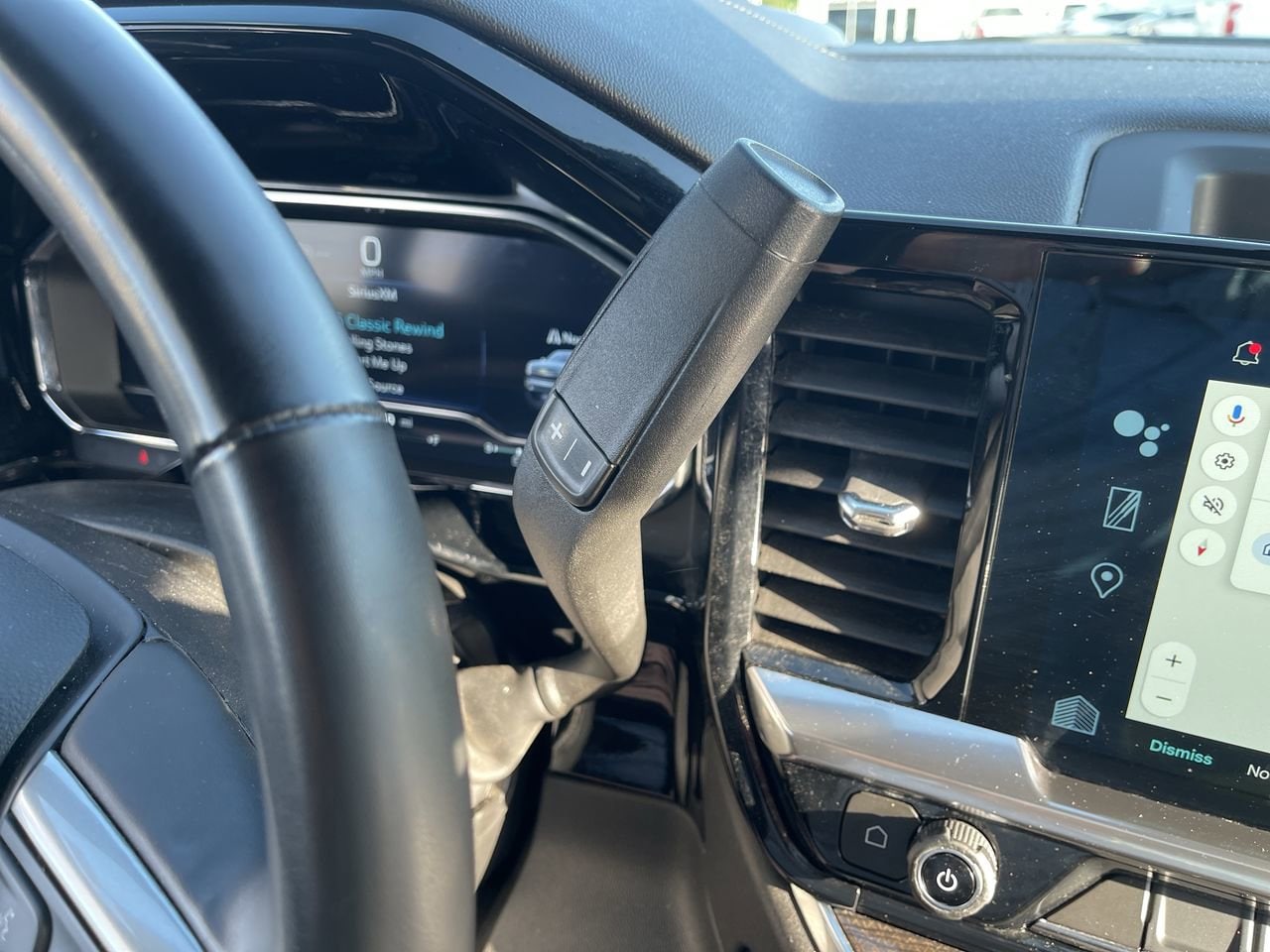 2024 Chevrolet Silverado 1500 LT - Photo 16