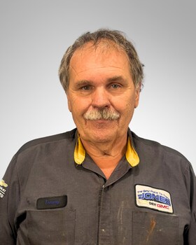 Staff member Tommy Riggs from ID_fb9faa