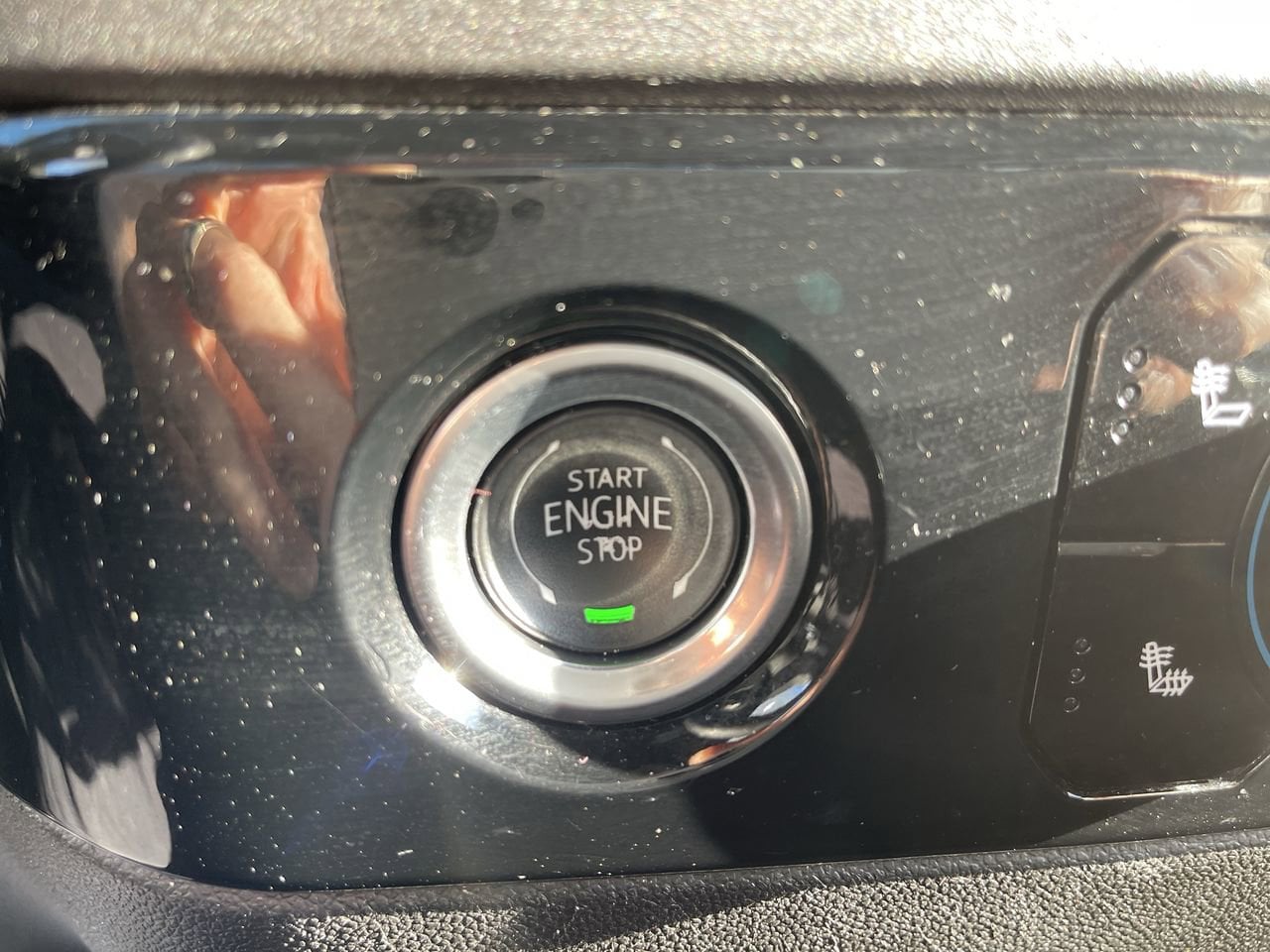 2024 Chevrolet Silverado 1500 LT - Photo 17