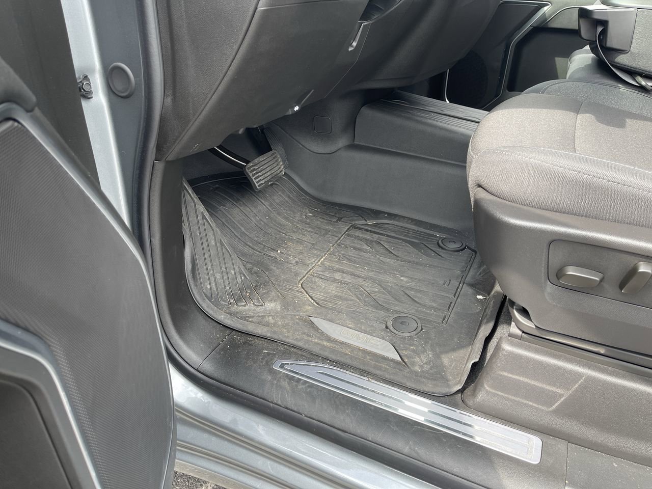 2025 GMC Sierra 1500 Elevation - Photo 34