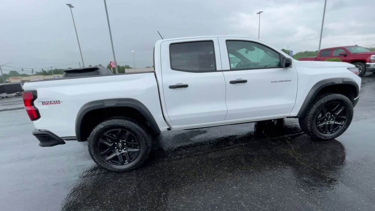 2024 Chevrolet Colorado Trail Boss - Photo 8