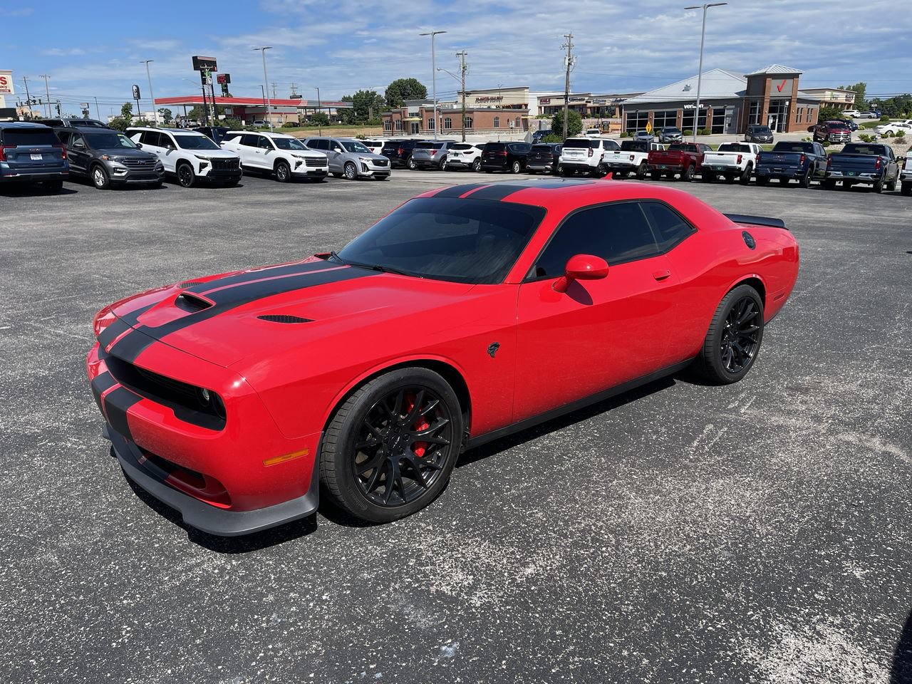 2016 Dodge Challenger SRT Hellcat's photo