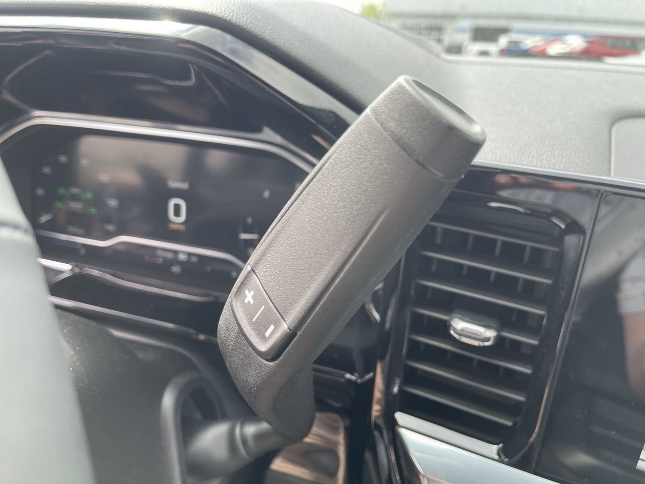 2025 GMC Sierra 1500 Elevation - Photo 16