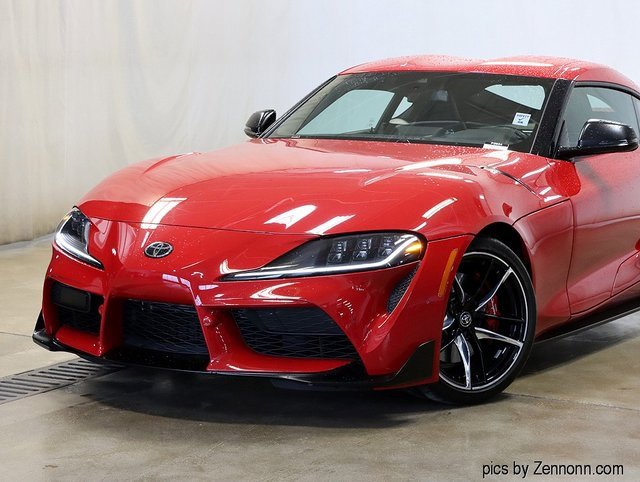 2021 Toyota Supra 3.0 photo 2