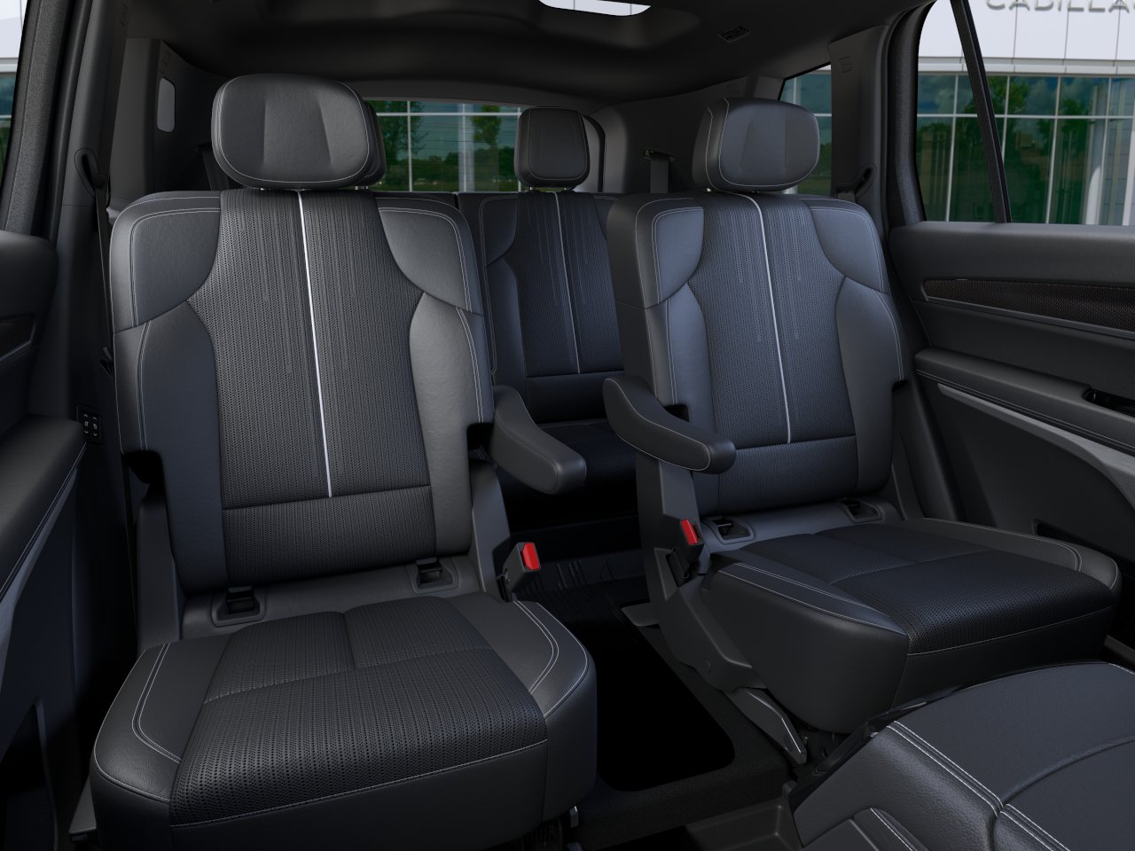 2027 Cadillac VISTIQ Sport - Photo 17
