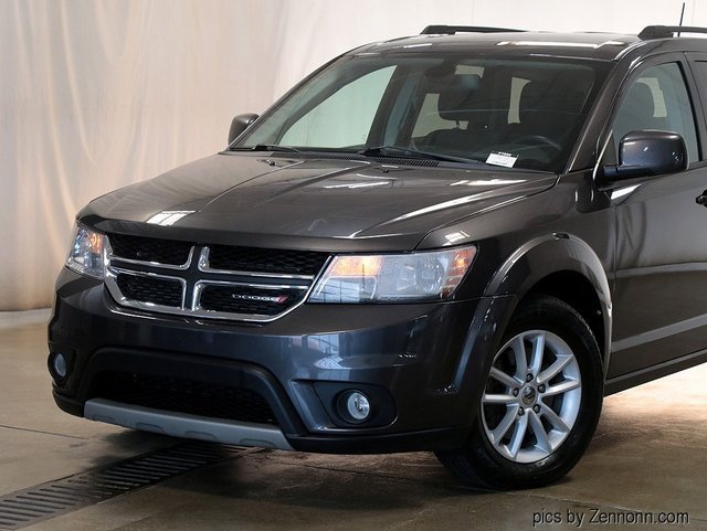 Used 2018 Dodge Journey SXT with VIN 3C4PDCBB8JT511592 for sale in Lombard, IL