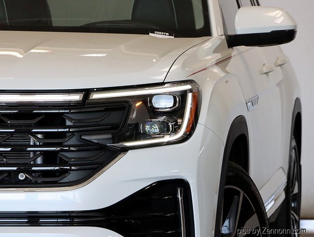 2024 Volkswagen Atlas SEL Premium R-Line photo 4