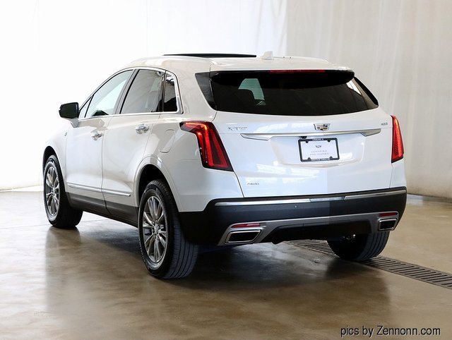 2021 Cadillac XT5 Premium Luxury photo 3