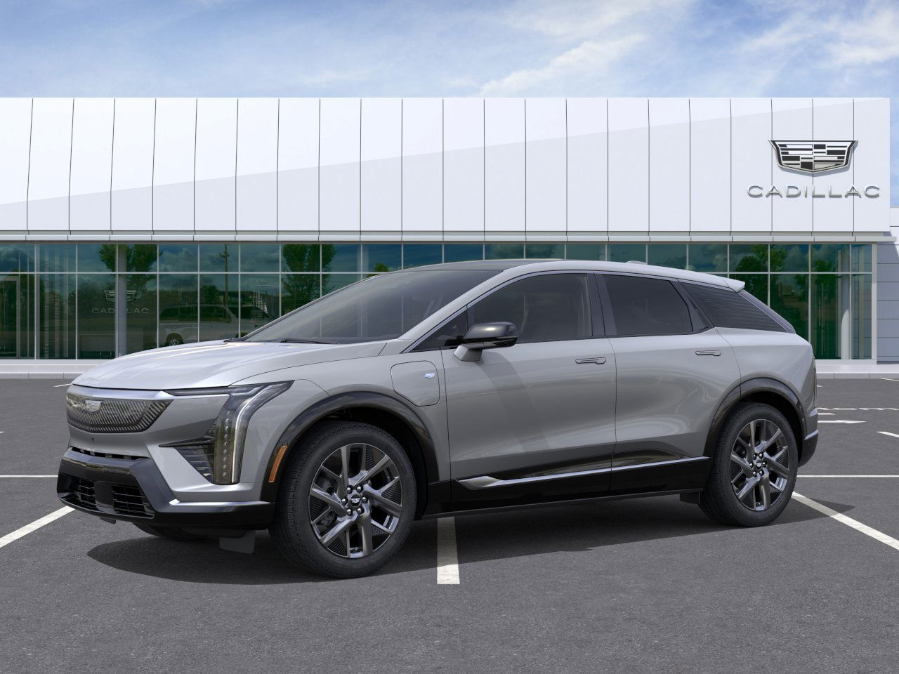 2025 Cadillac Optiq Luxury photo 2