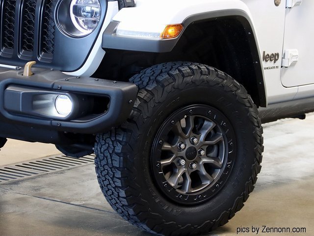 2023 Jeep Wrangler Rubicon 392 photo 3