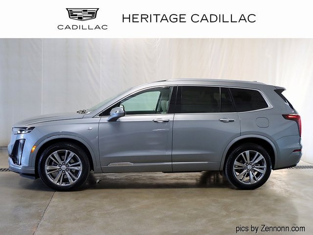 2024 Cadillac XT6 Premium Luxury photo 2