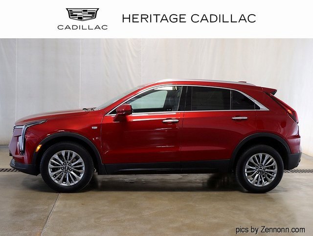 2024 Cadillac XT4 Premium Luxury photo 2